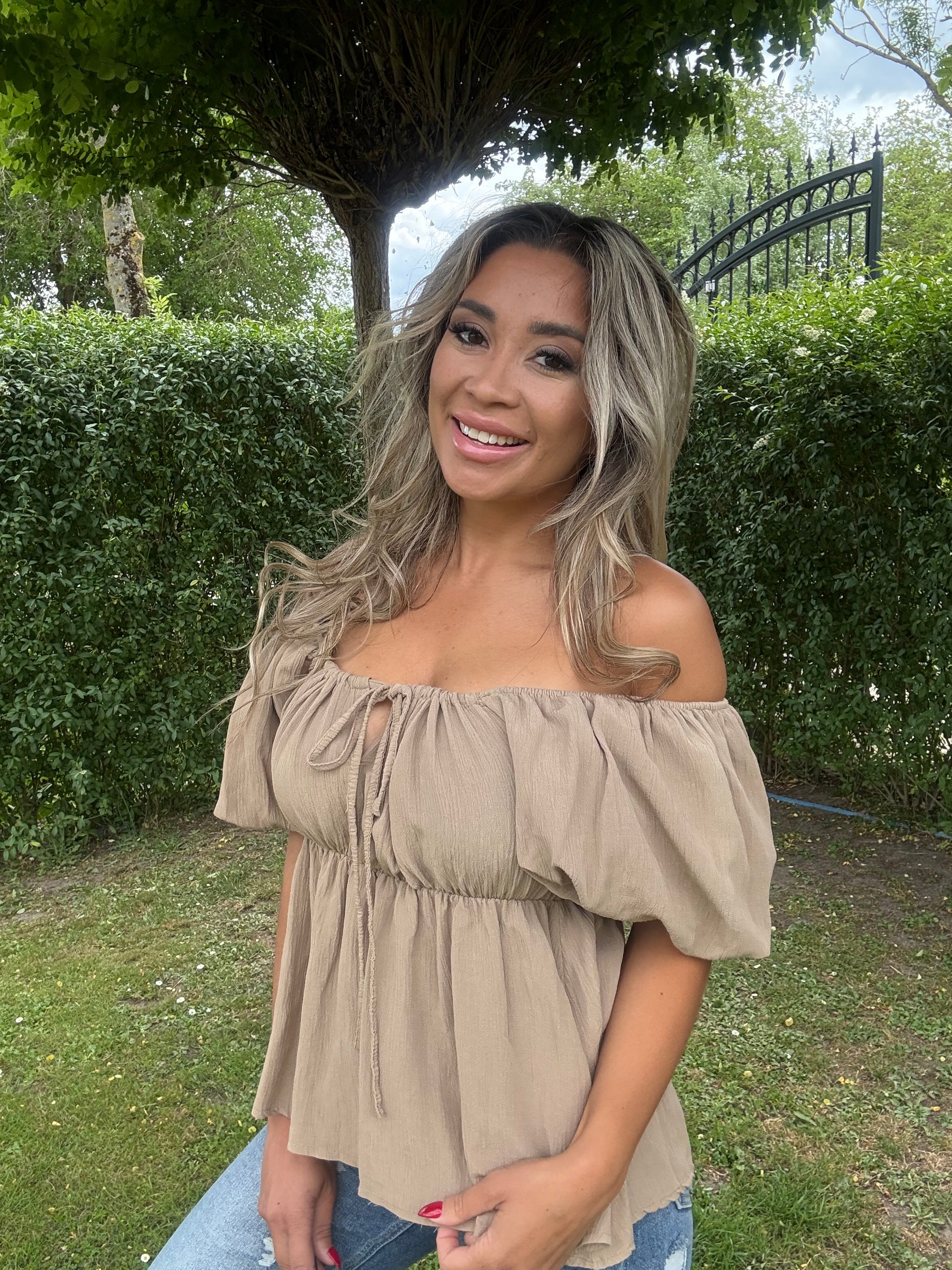Top | Claire | Taupe