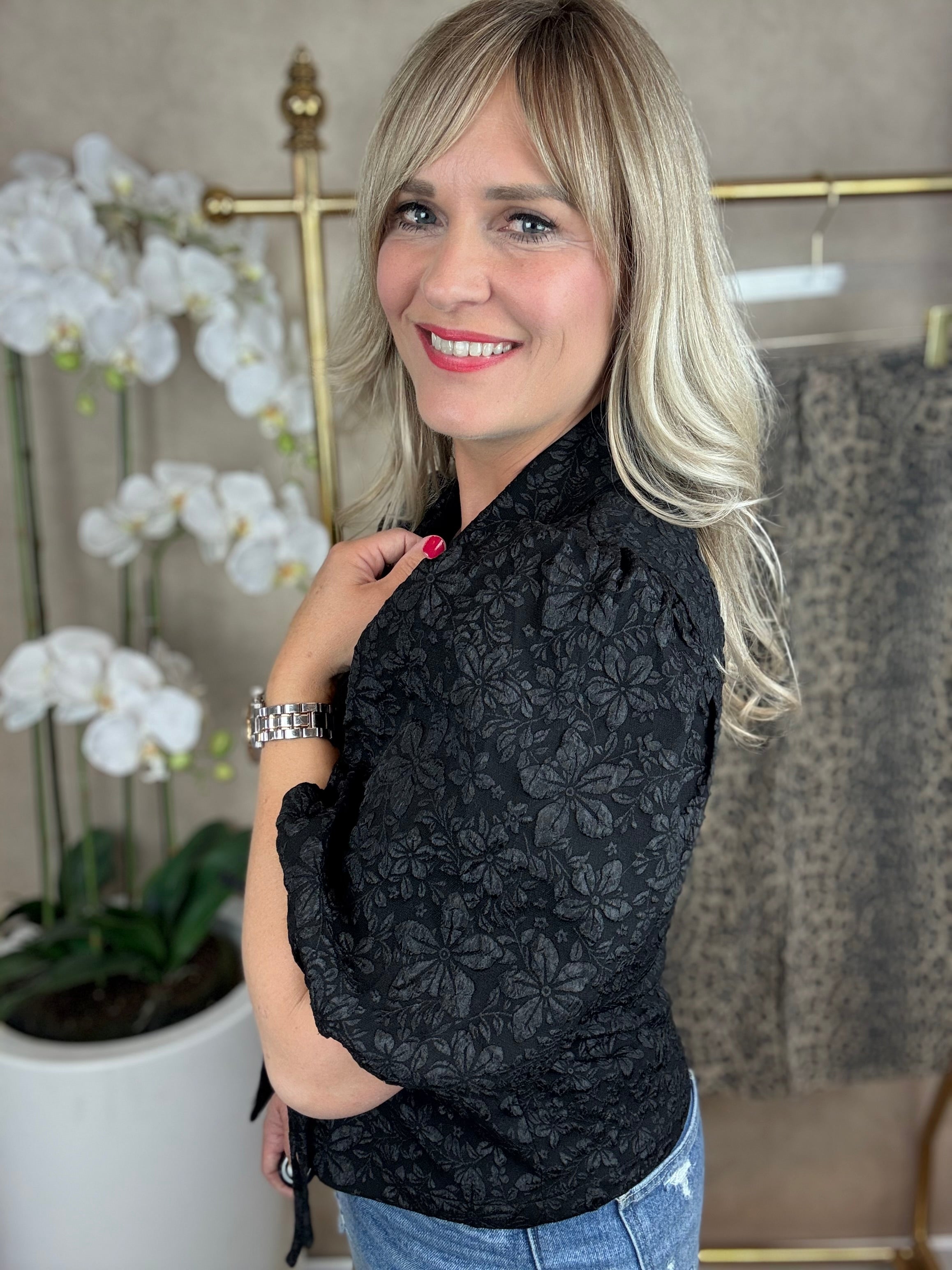 Top | Bloemen | Zwart