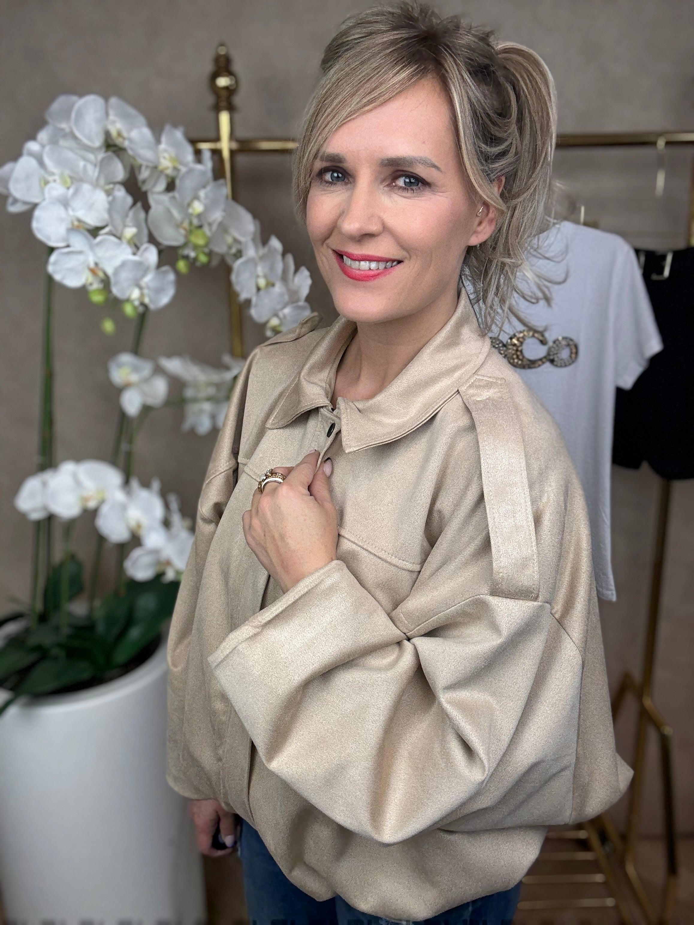 Jasje | Suedelook | Beige