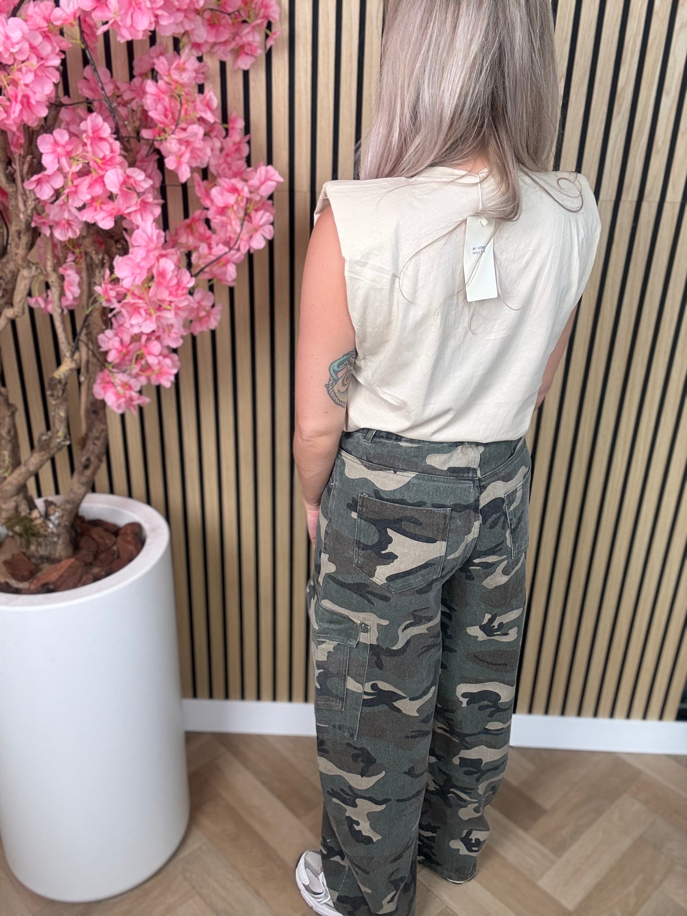 Wide leg | Camouflage | Ambika