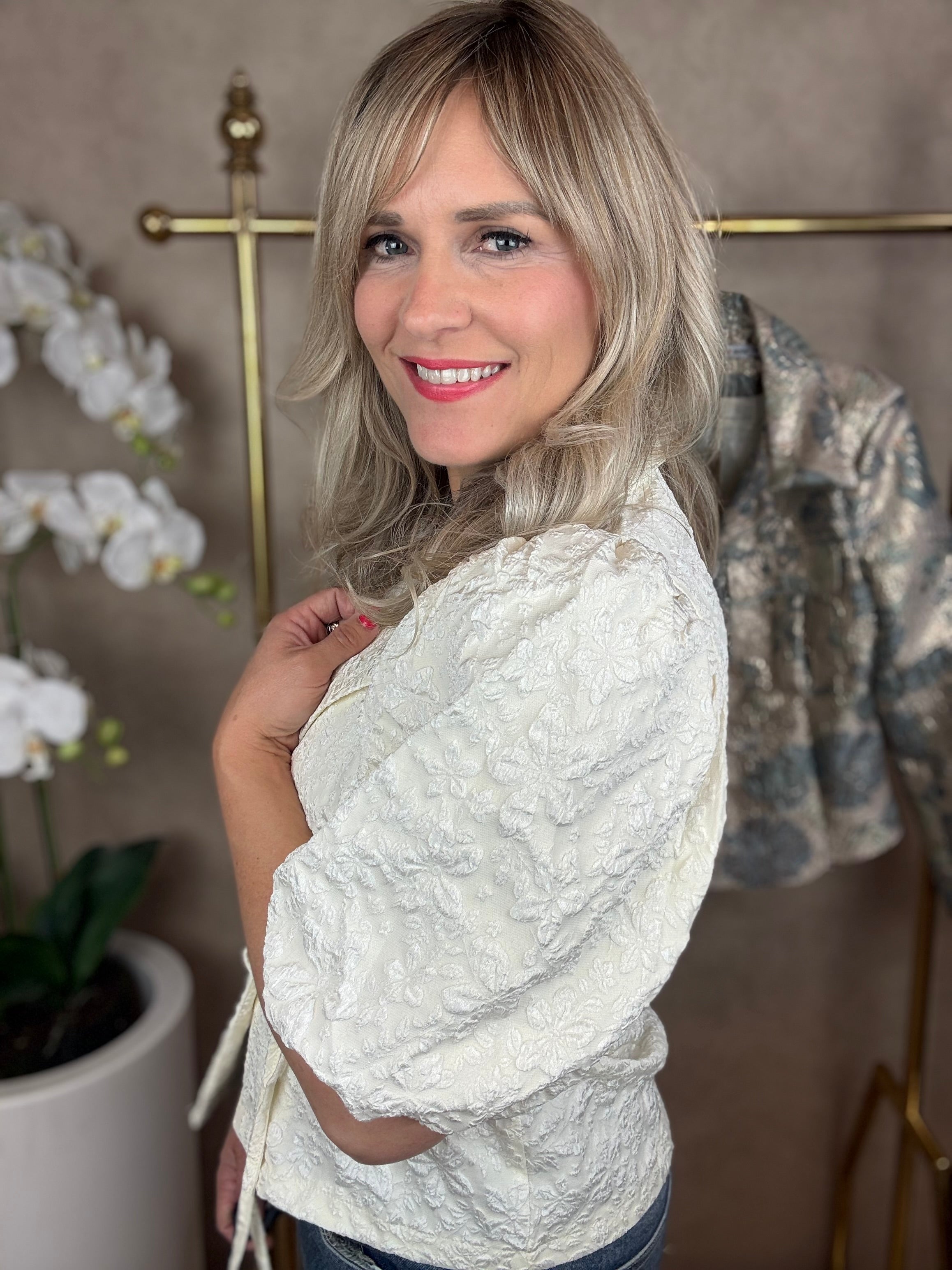 Top | Bloemen | Crème