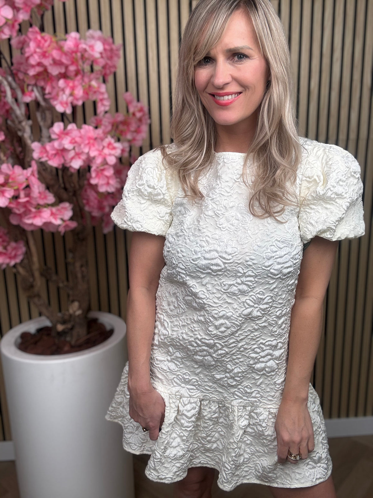 Kleid | Puffärmel | Creme