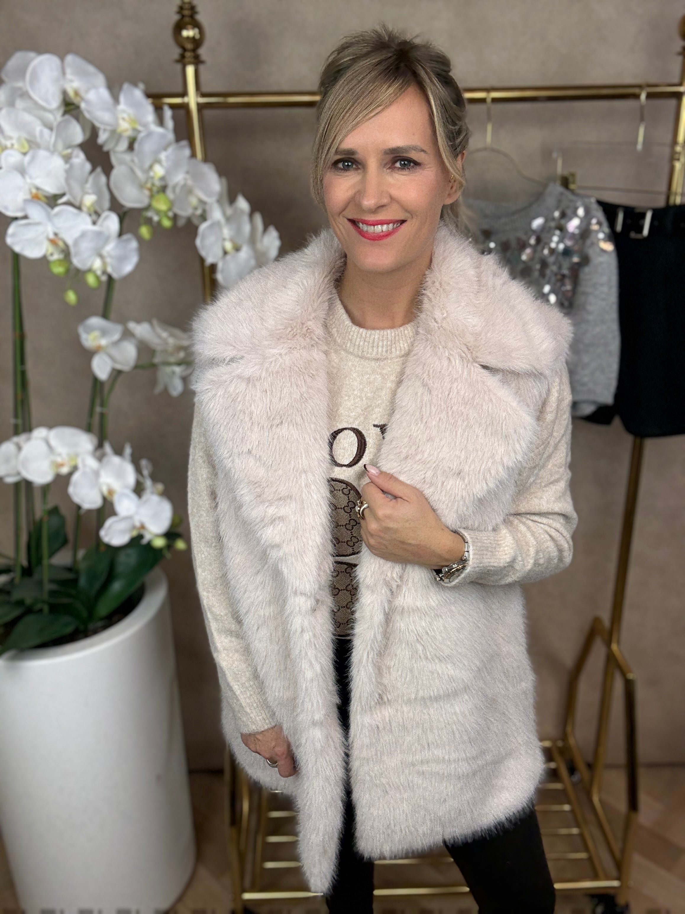 bodywarmer | Faux fur | Beige