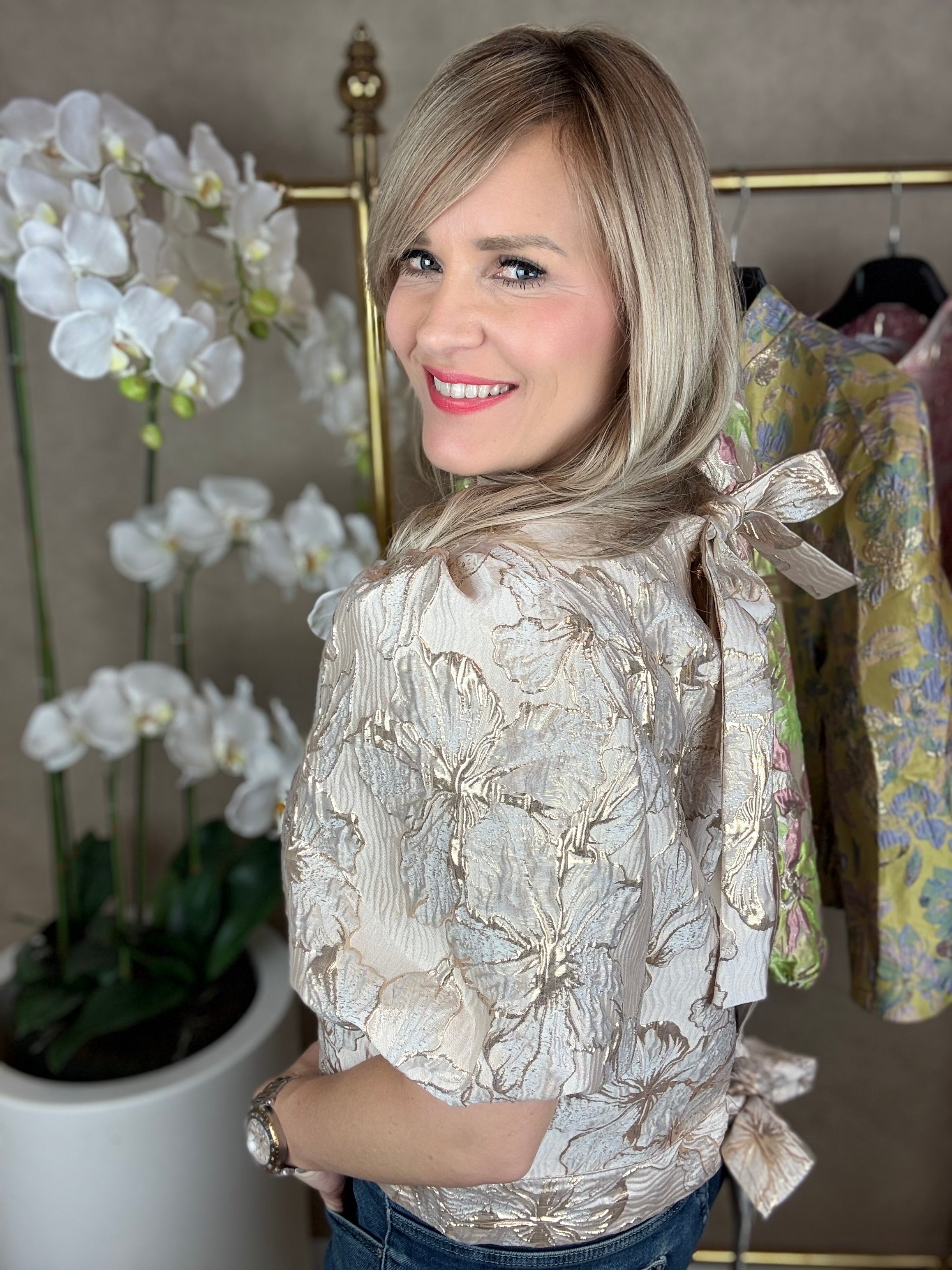 Top | Flower | Strik op de rug