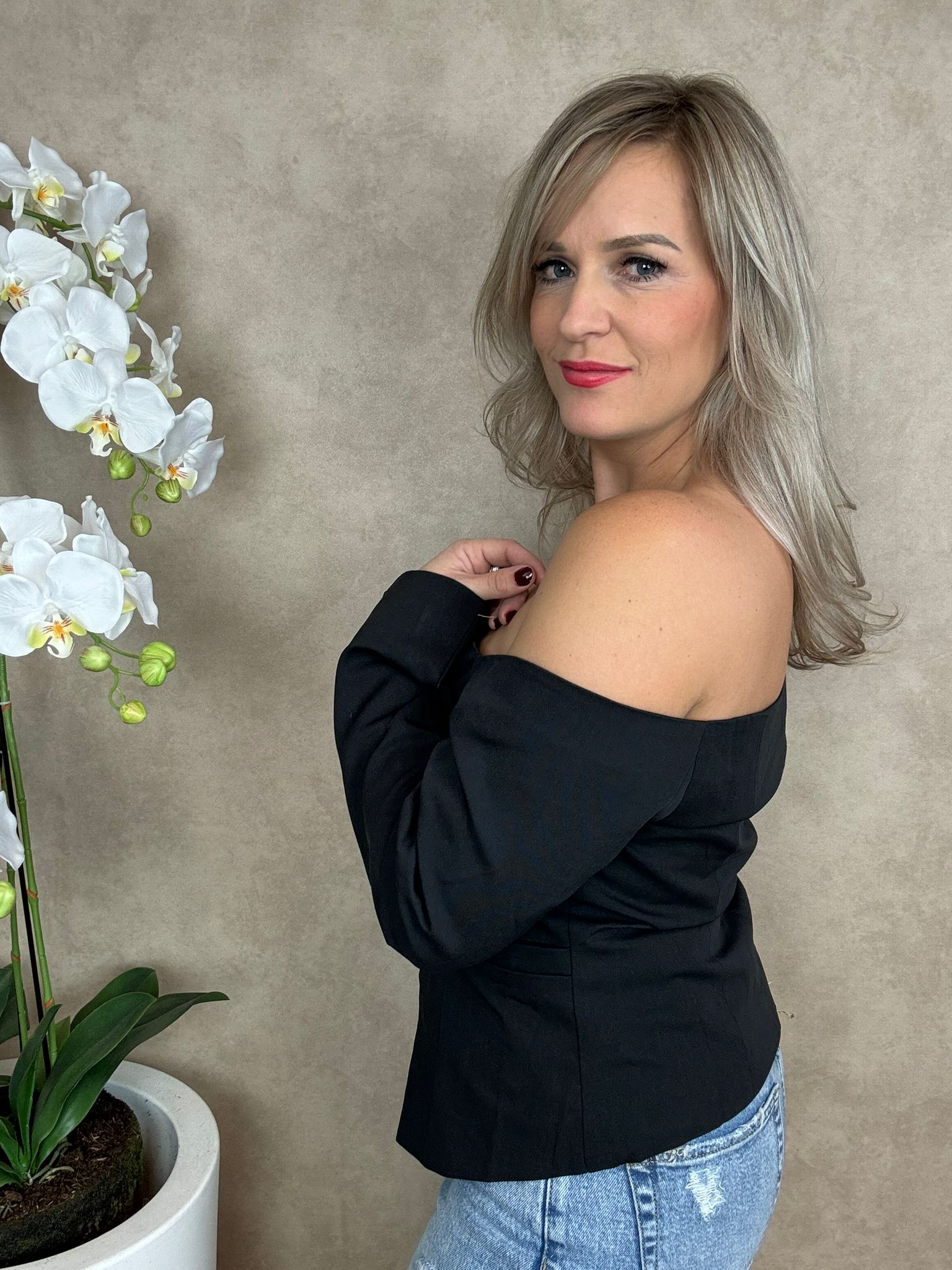 Blouse | Off shoulder | Zwart