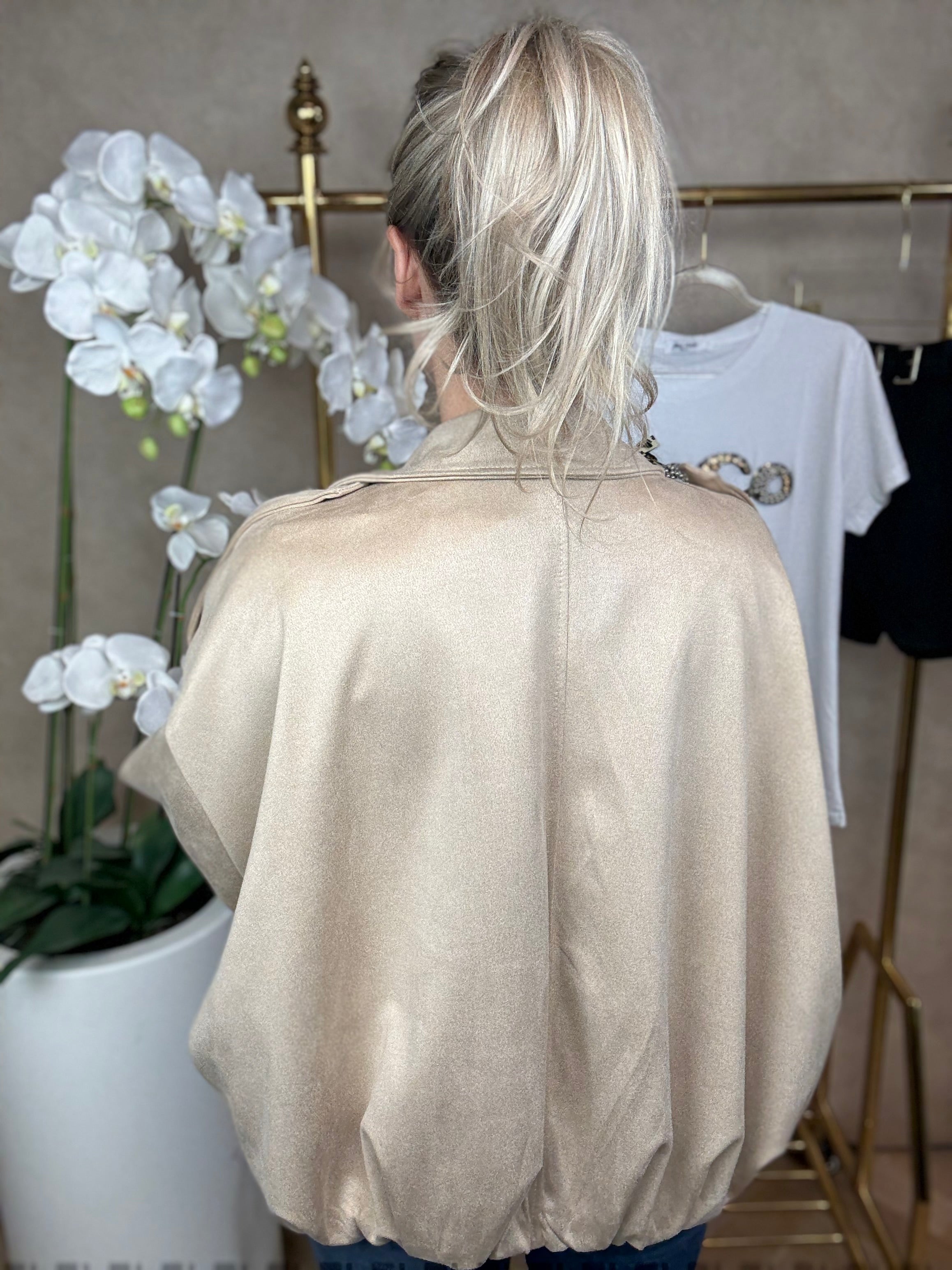 Jasje | Suedelook | Beige