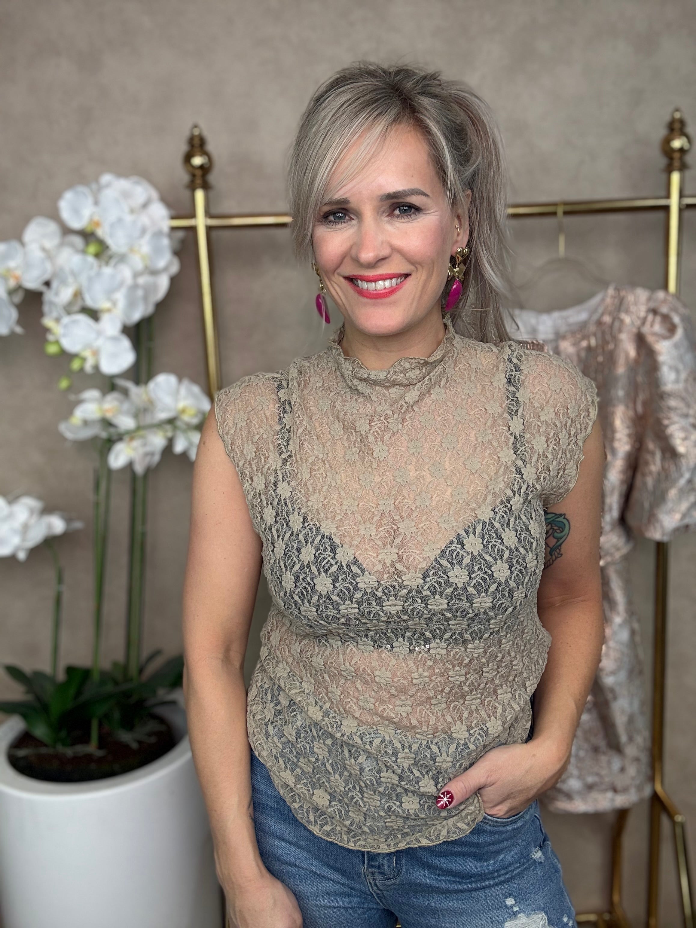 Top | Kant mouwloos | Taupe