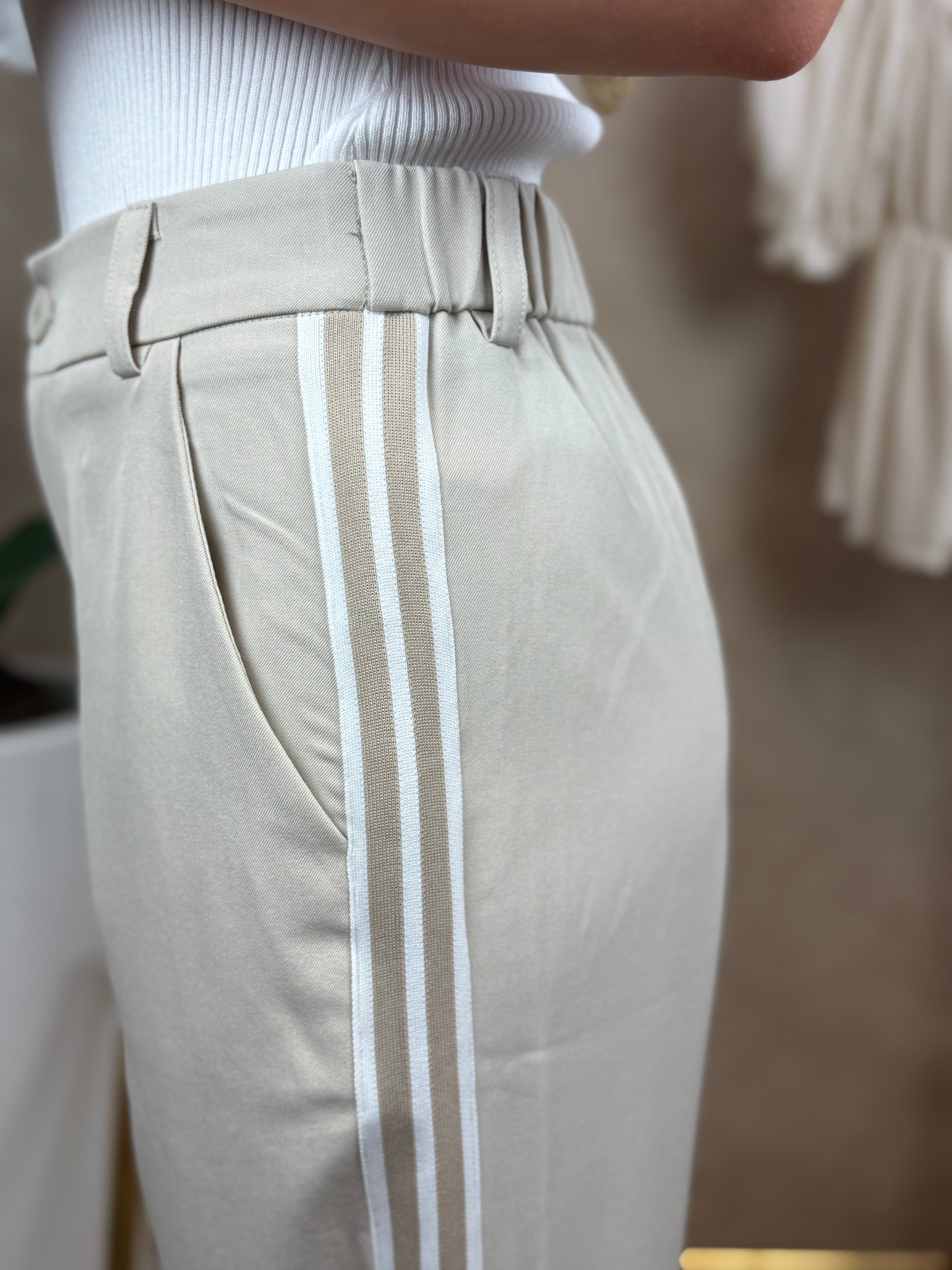 Set | Dima | Beige