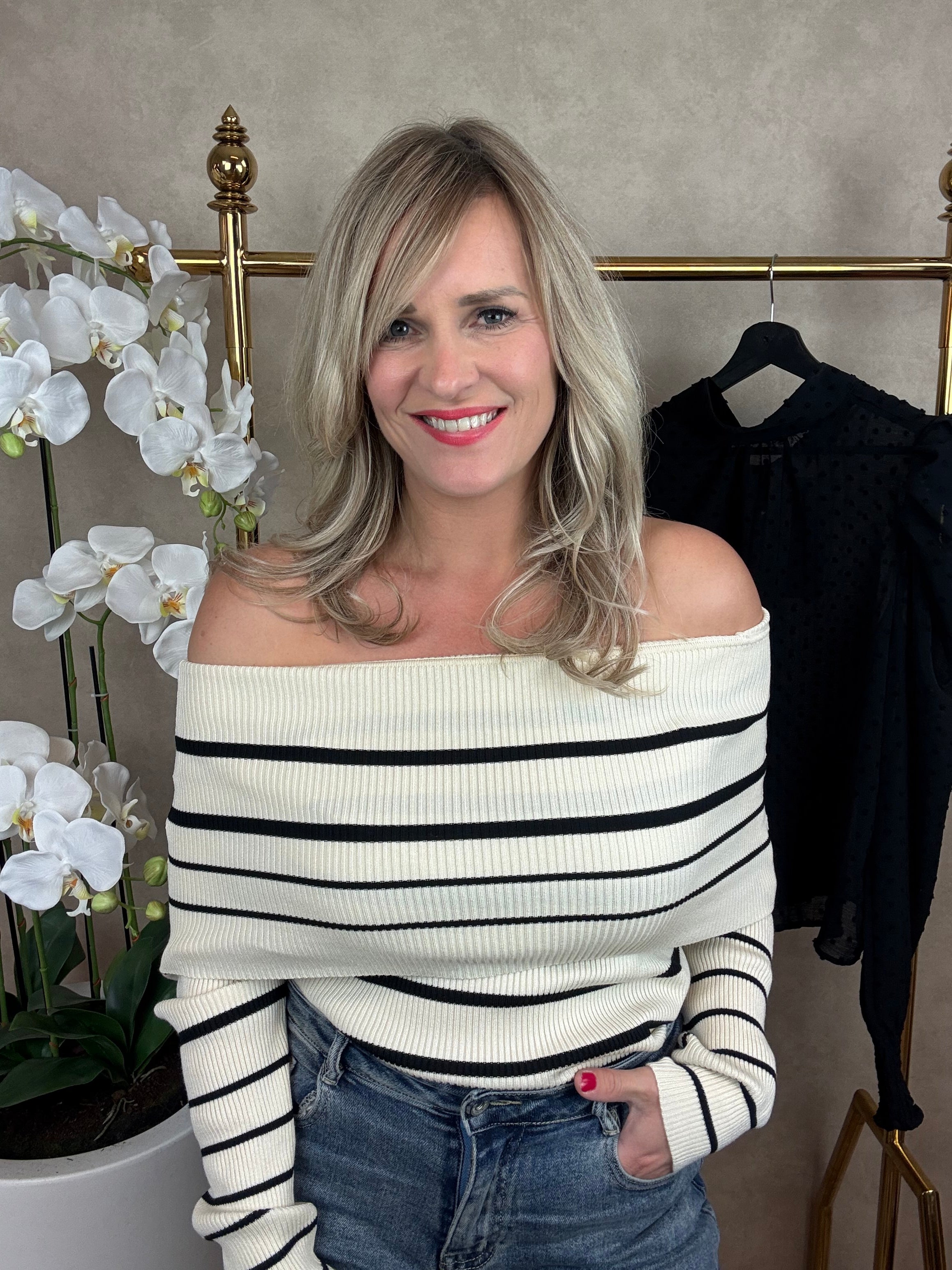 Off shoulder top | Yvette | Zwart & wit