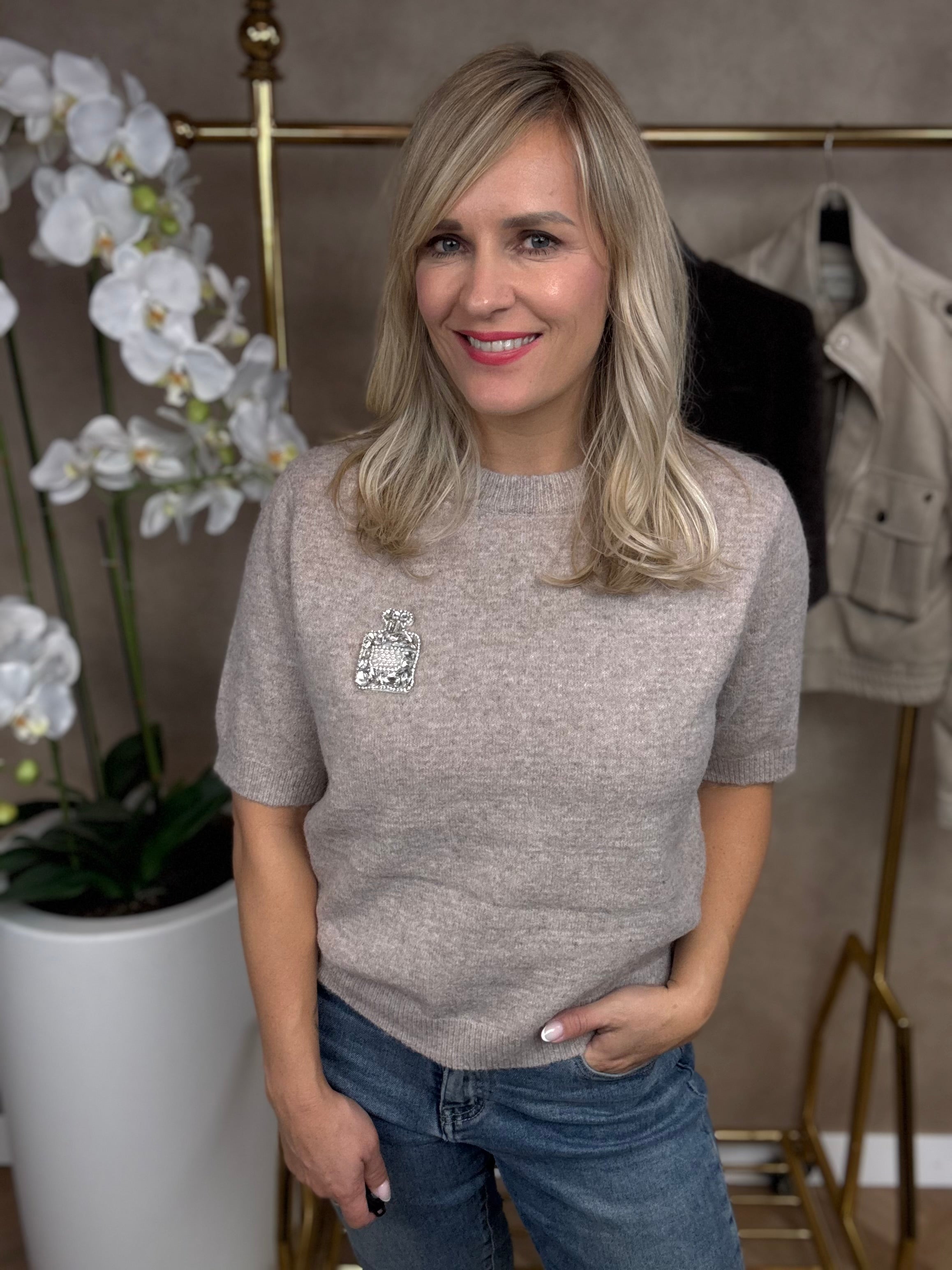 Shirt | Parfumflesje | Taupe