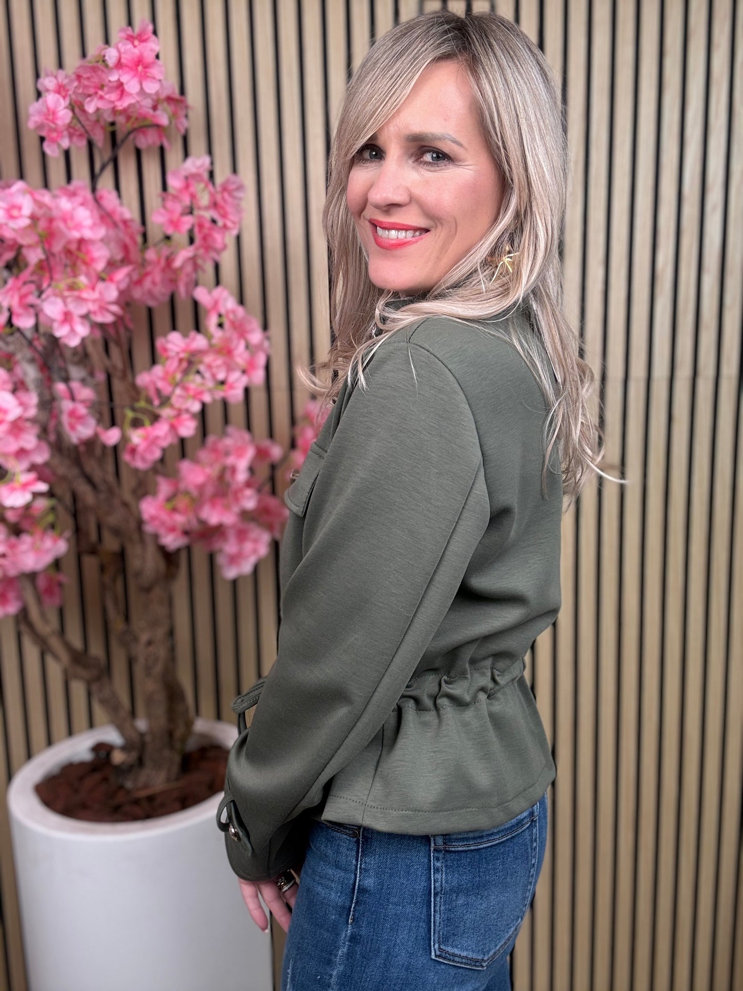 Jasje | May | Khaki
