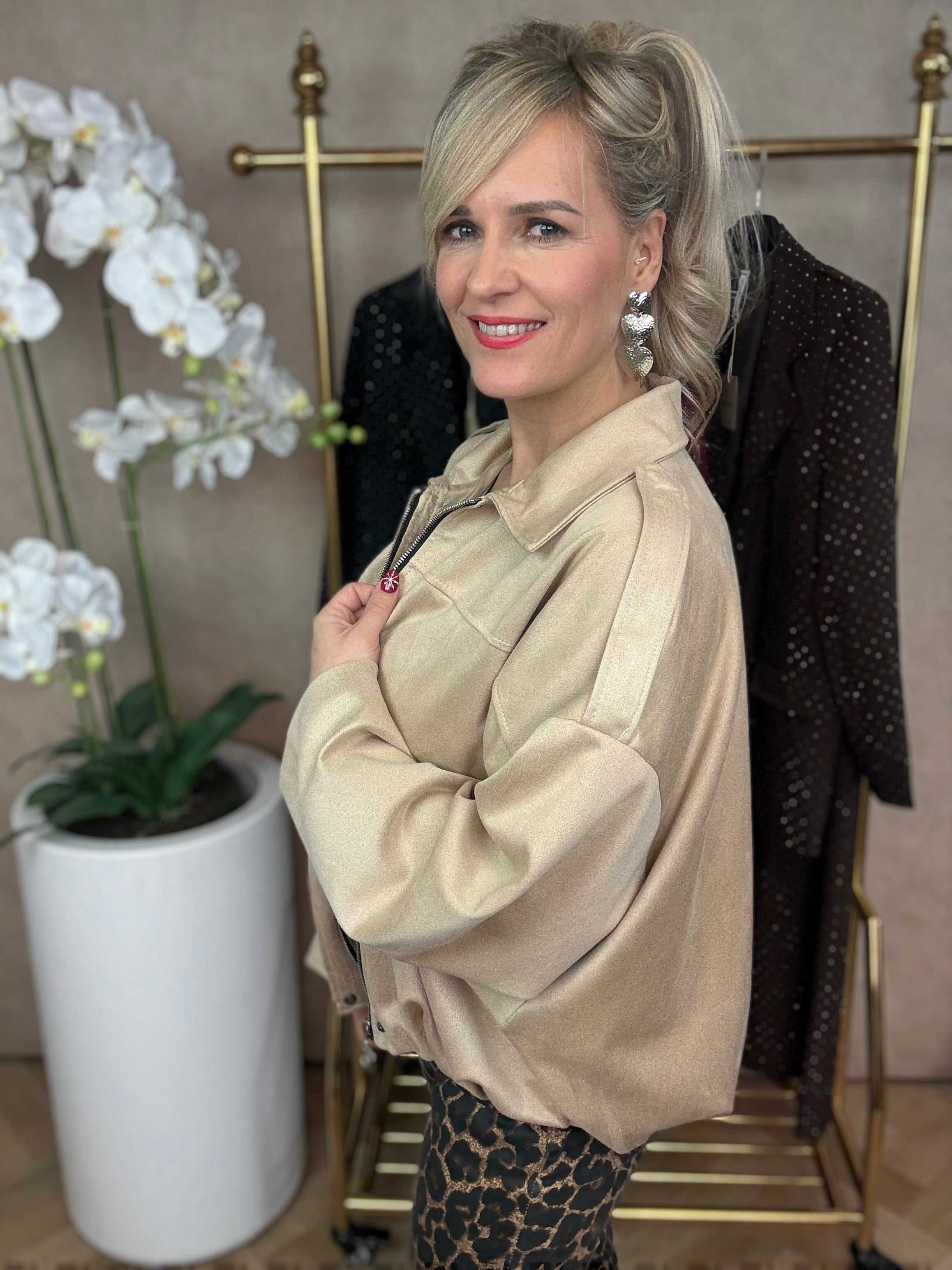 Jasje | Suedelook | Beige