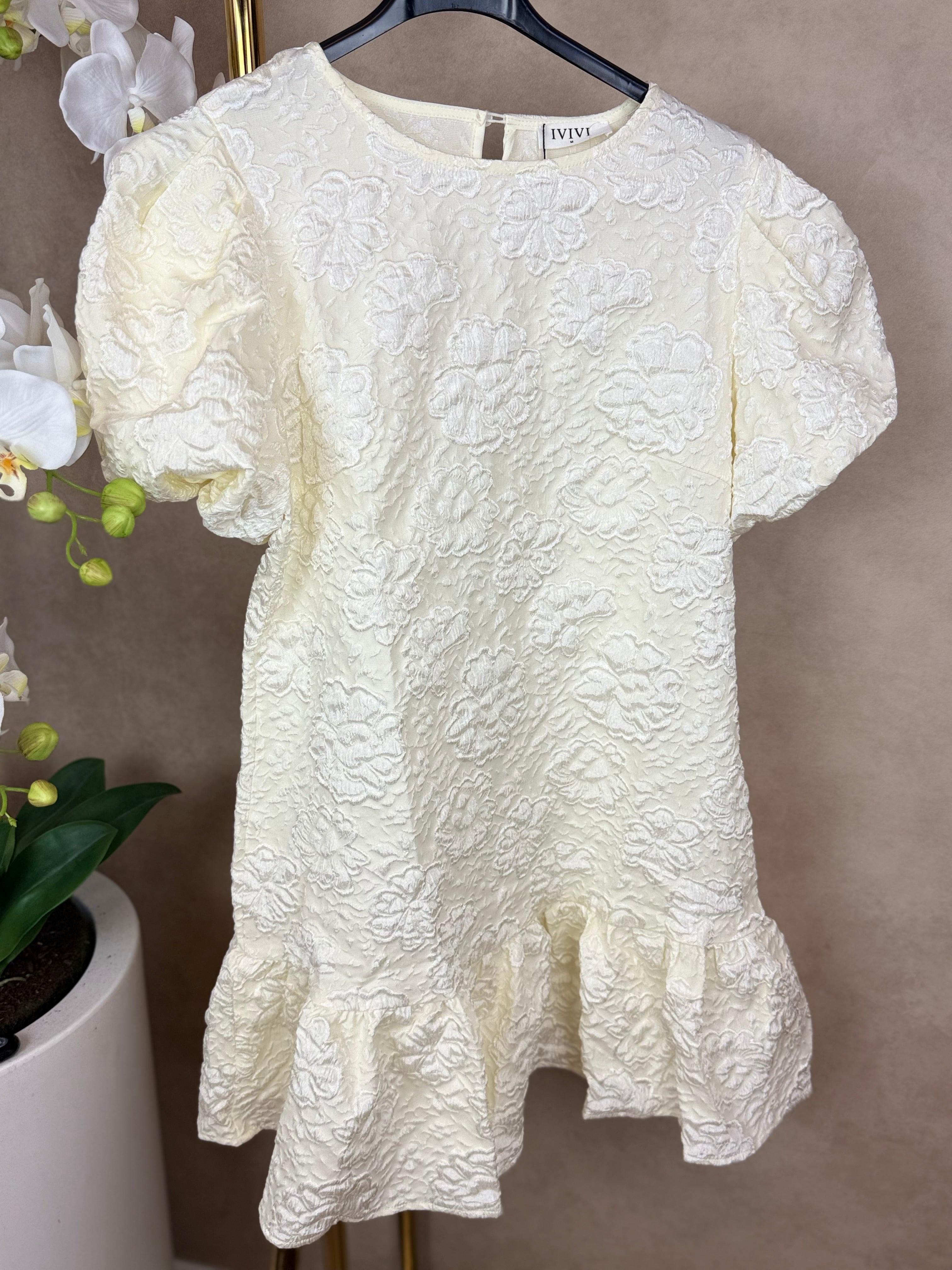 Jurkje | Pofmouw | Crème