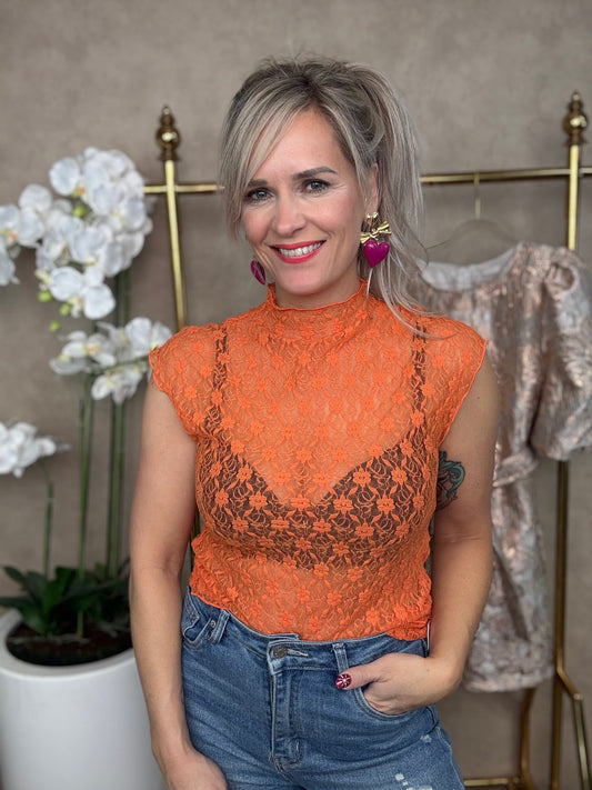 Top | Kant | Oranje