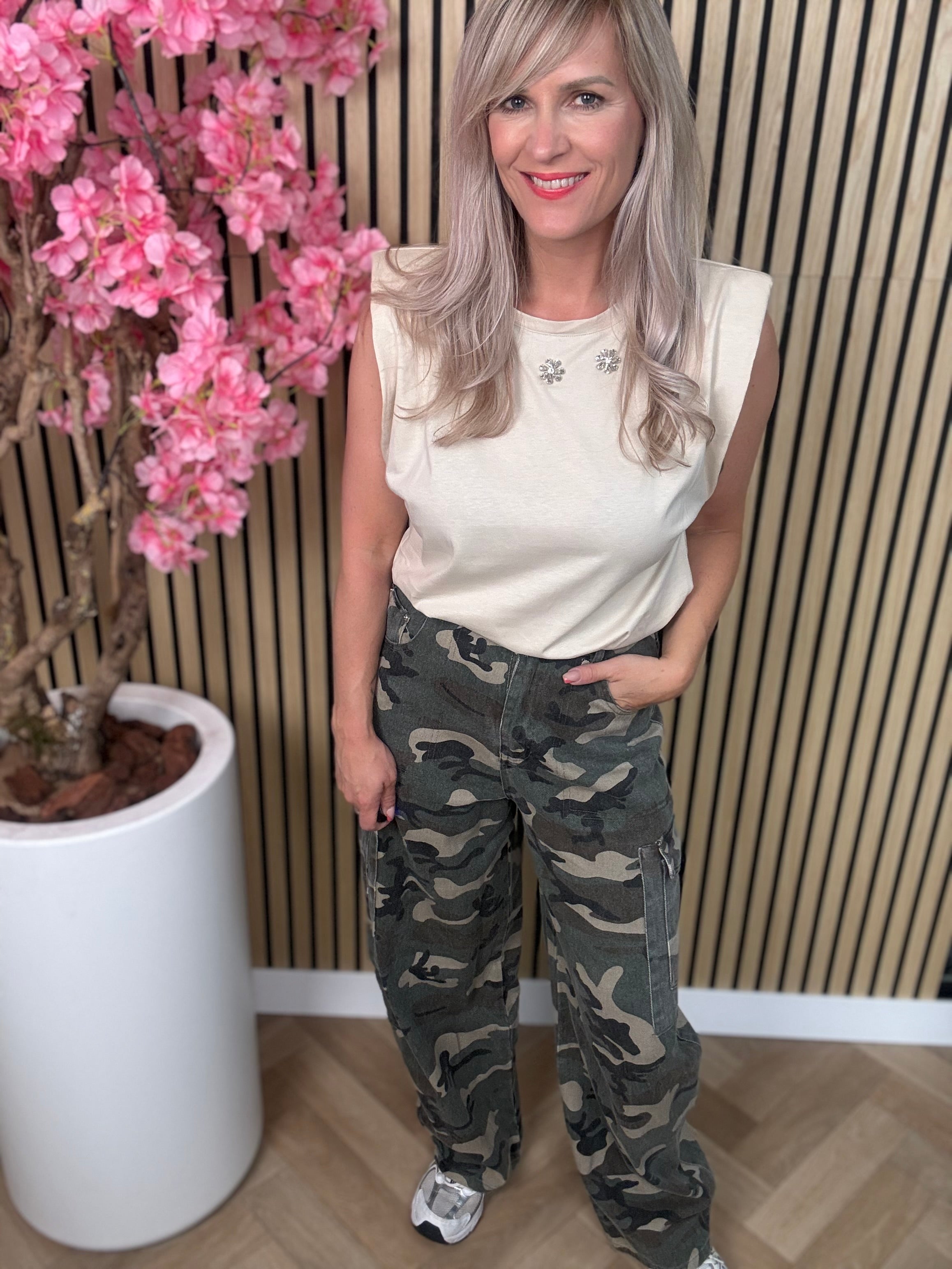Wide leg | Camouflage | Ambika
