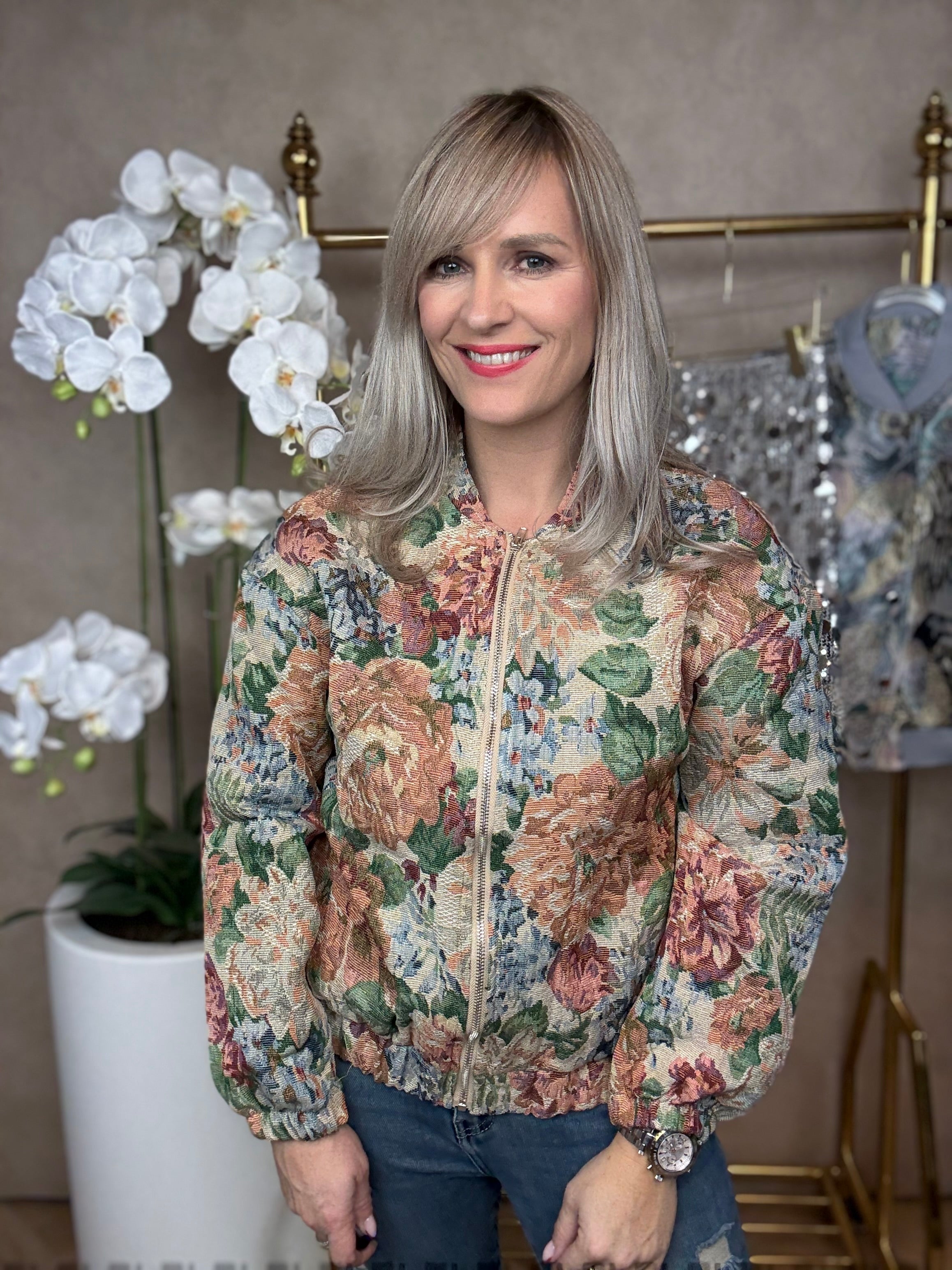 Jasje | Bloemenprint | Beige