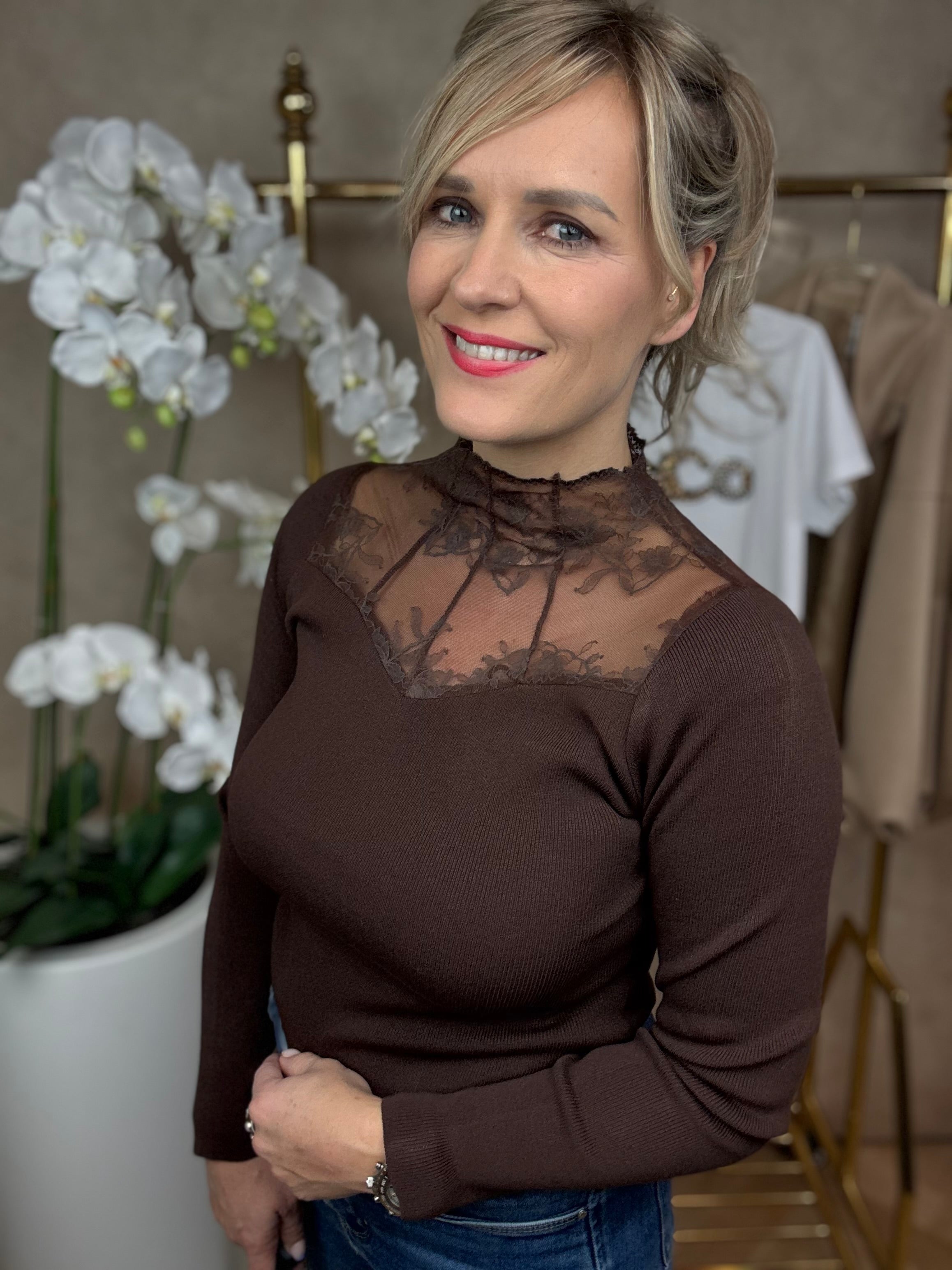 Truitje | Kant | Chocoladebruin