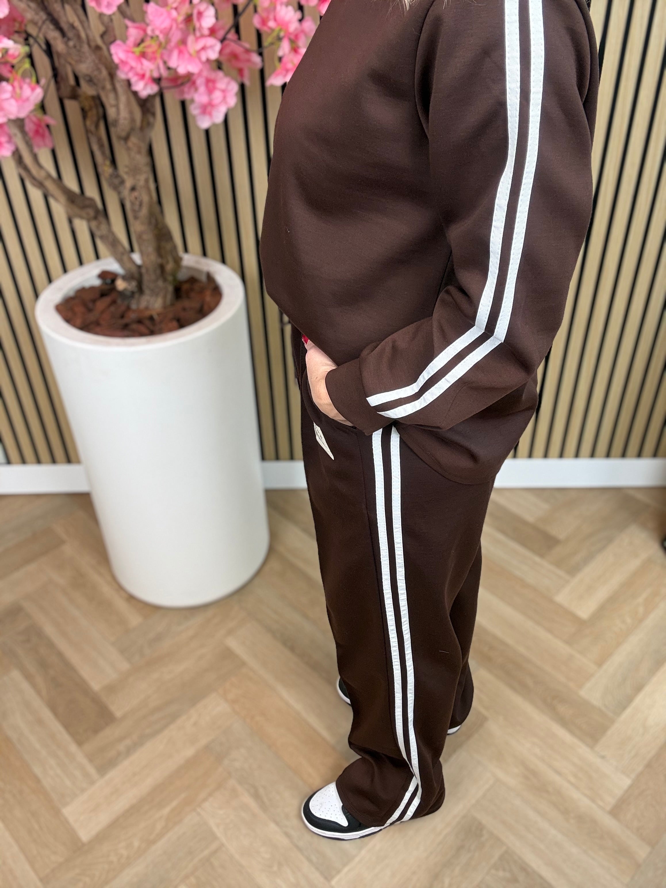 2-Delige set | Streep | Bruin