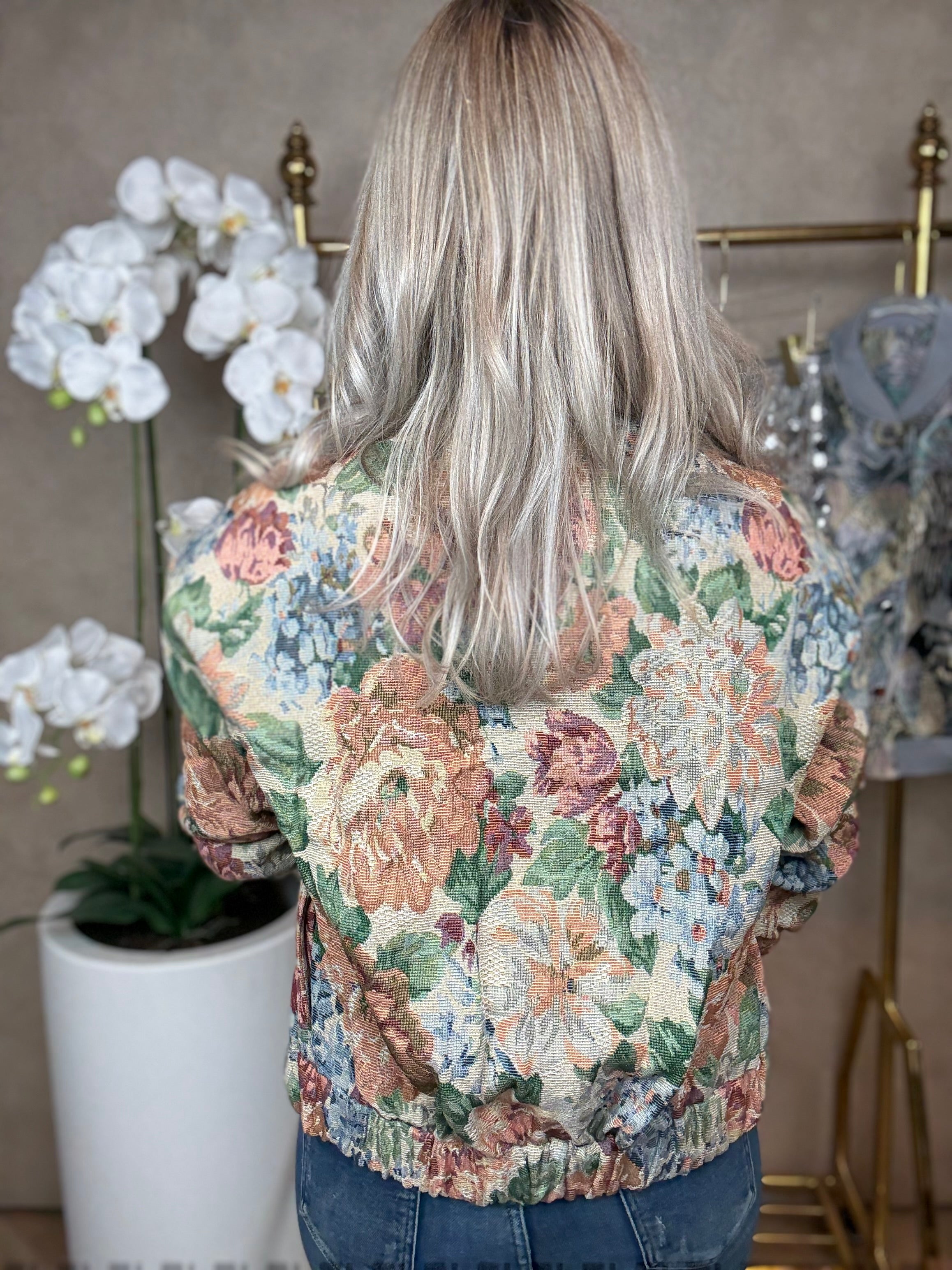 Jasje | Bloemenprint | Beige