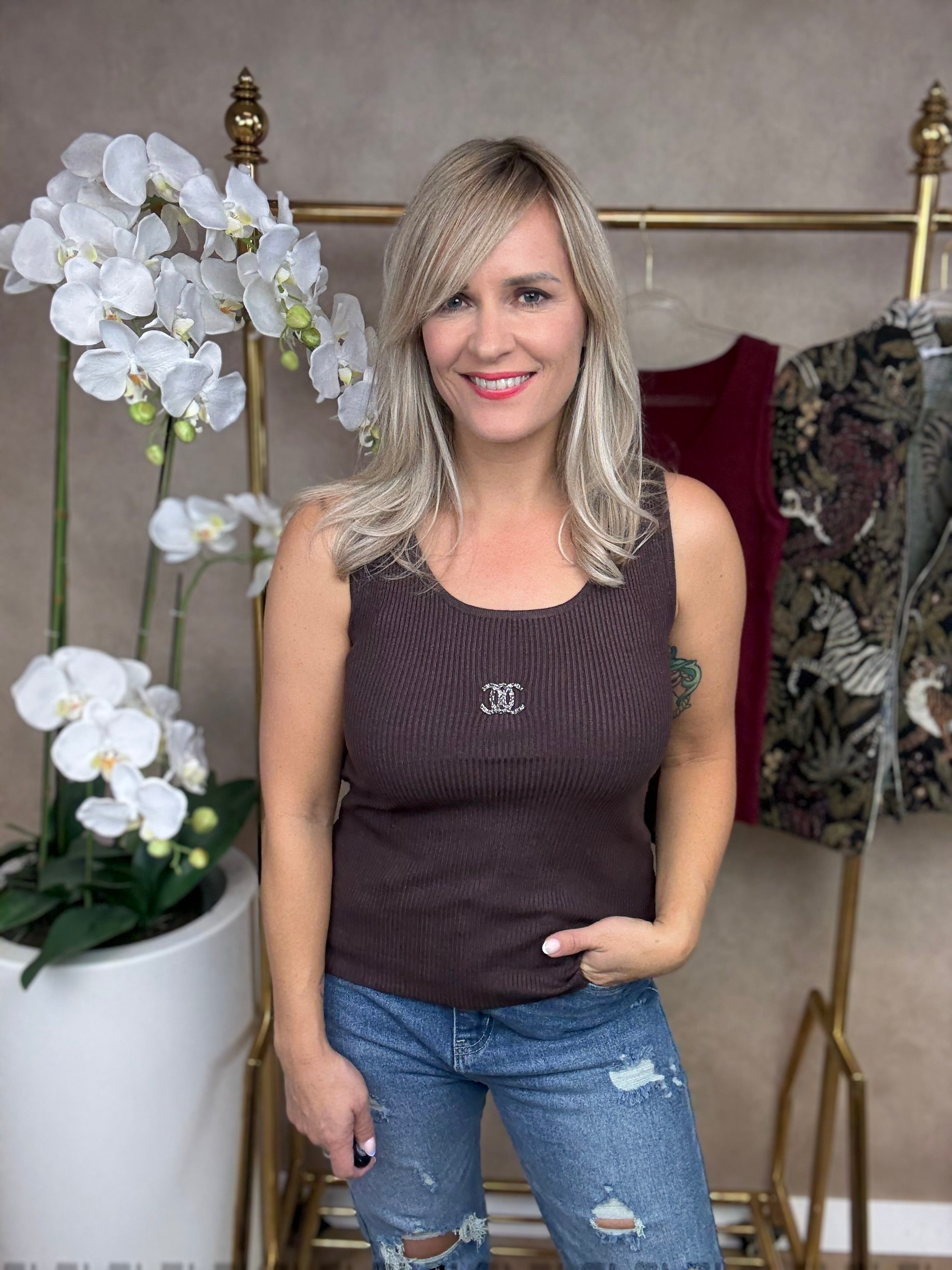 Top | Basic | Bruin