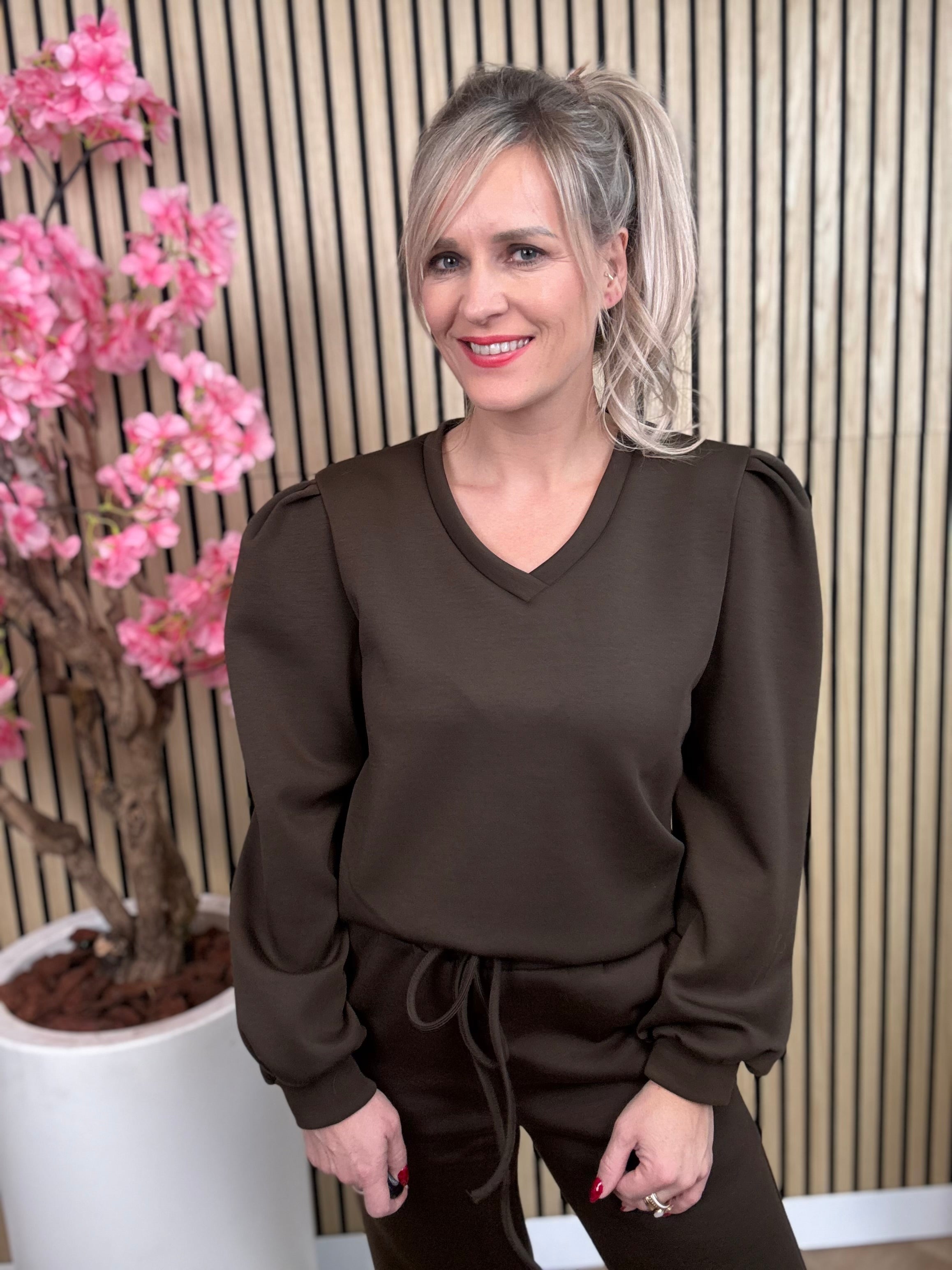 Set | pak met flair broek | Bruin