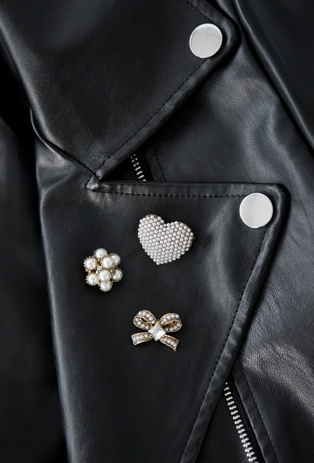 Glamour brooches - wit Goud kleur