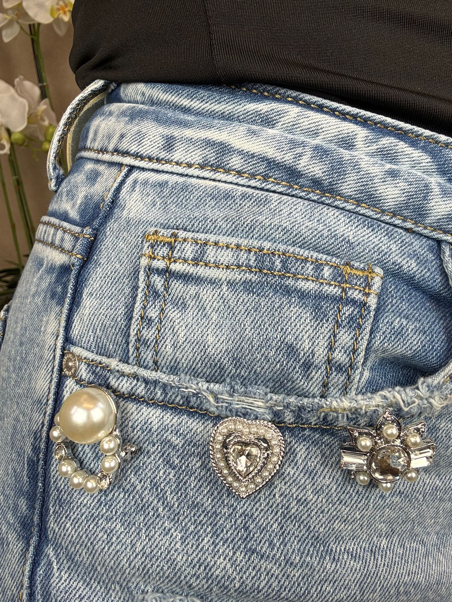 Glow brooches - wit zilver