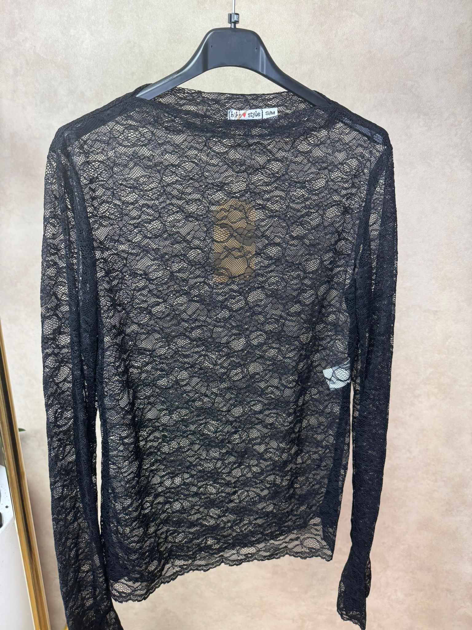 Top | Kant | Zwart